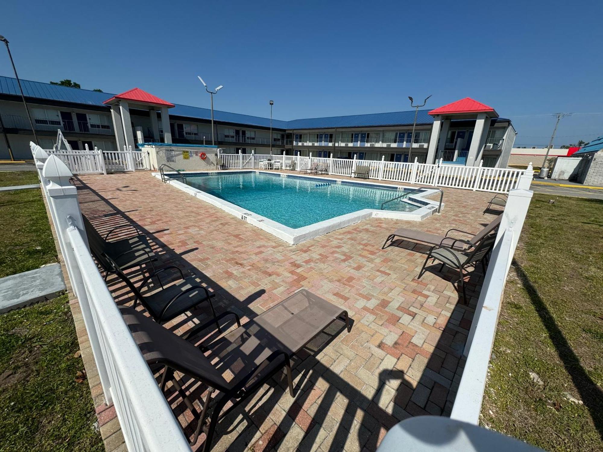 Motel 6 Englewood, Fl Esterno foto